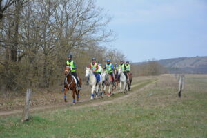 Újra nyeregben a távlovasok